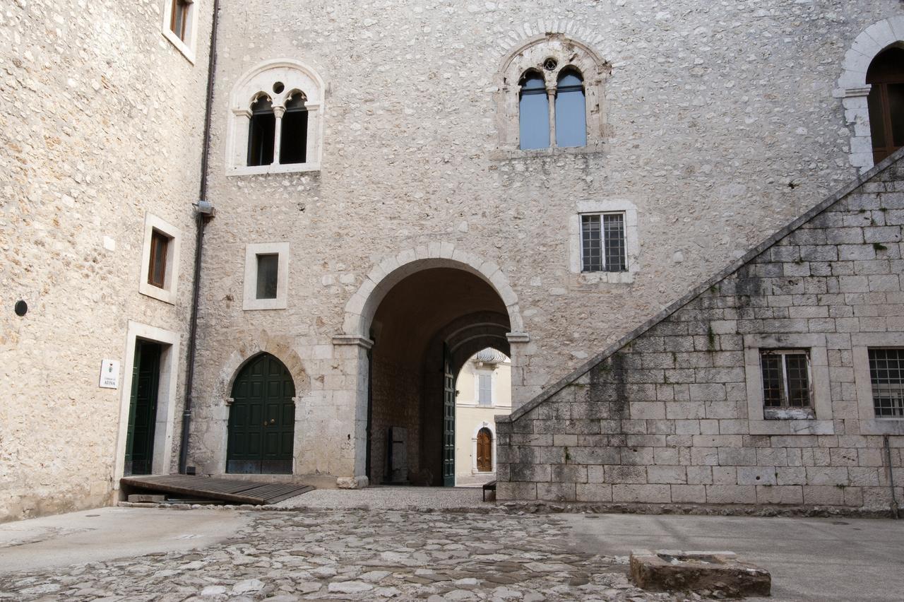 Palazzo Del Senatore 호텔 Atina 외부 사진